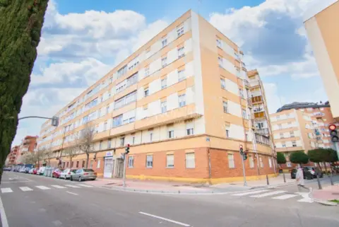 Piso en Las Villas-Covaresa-Parque Alameda-La Rubia