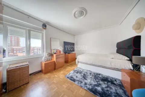 Piso en Paseo Zorrilla-Campo Grande-Cuatro de Marzo