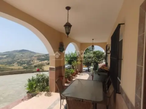 Casa rústica en Villanueva de la Concepción