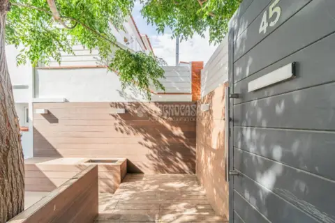 Piso en La Floresta-Les Planes