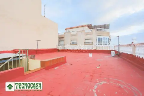 Casa pareada en El Puente del Río