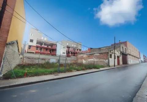 Terreno en Oliver-Valdefierro