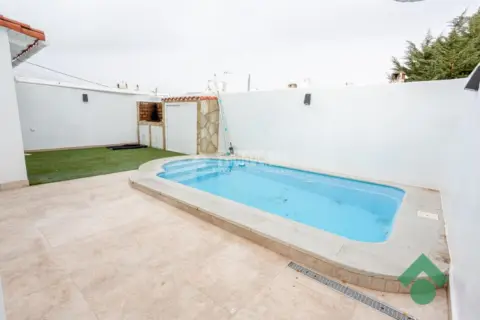 Casa pareada en San García-Getares