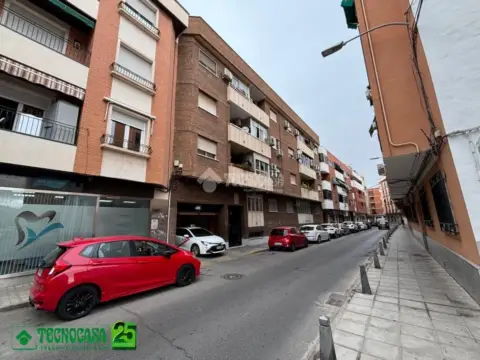 Piso en calle del Corazón de María
