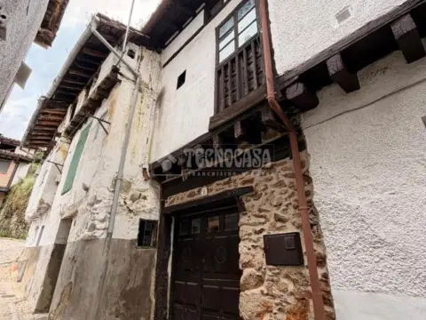Casa adosada en Guisando