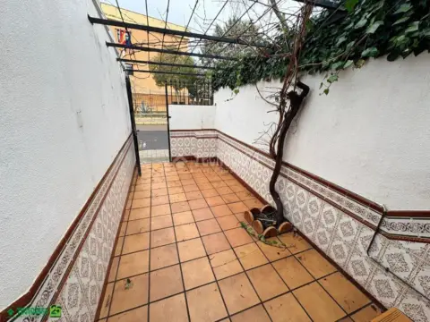 Casa adosada en calle de las Viñas