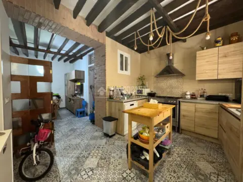 Casa adosada en calle Jinetes