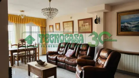 Casa pareada en Olías del Rey