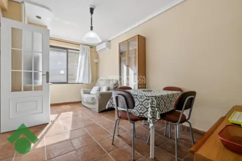 Piso en Ciudad Jardín-Zoco