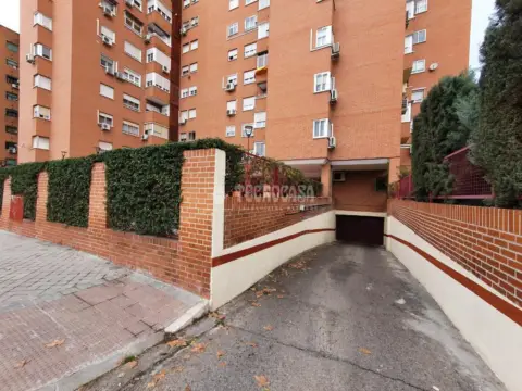 Garaje en Los Rosales