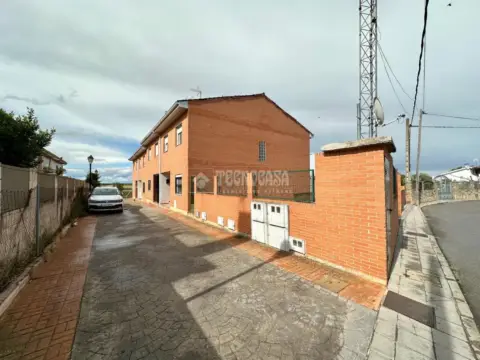 Casa adosada en Pioz