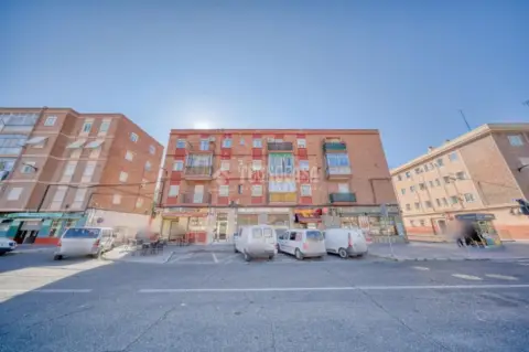 Piso en Las Flores-San Isidro-Pajarillos