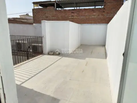 Piso en calle del Emperador Carlos