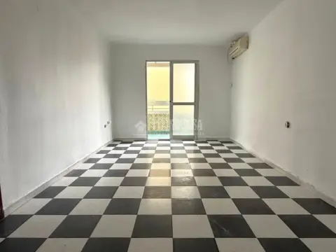 Piso en Nueva Málaga-Miraflores