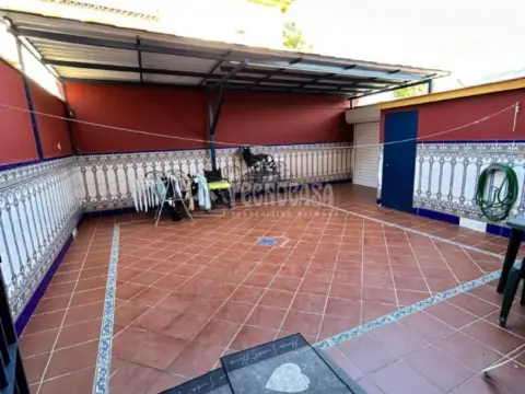 Casa adosada en Zona Avenida de Juan Diego