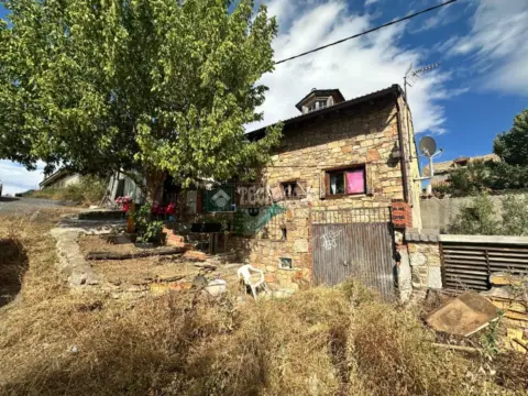Casa adosada en Gascones