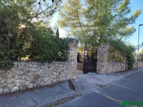 Casa unifamiliar en calle Quejigo