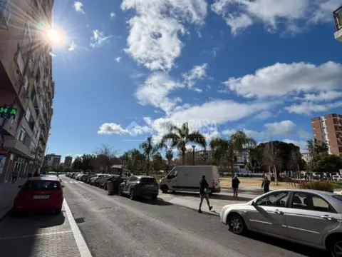 Local comercial en Las Torres-Guadalupe