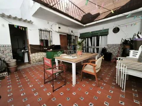 Casa adosada en San Juan del Puerto