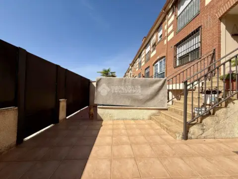 Casa pareada en Alovera