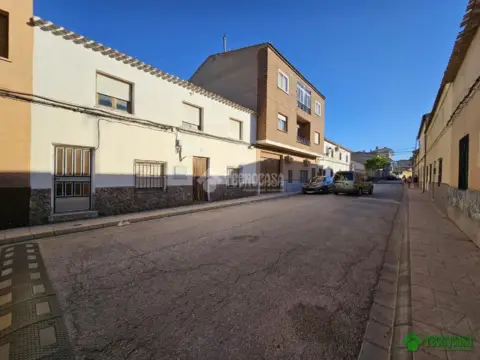 Casa adosada en Balazote