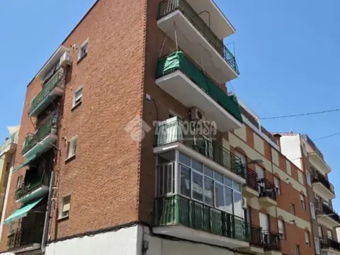 Local comercial en Valdeacederas
