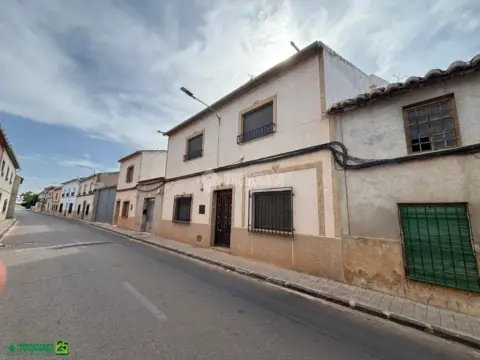 Casa adosada en Granátula de Calatrava