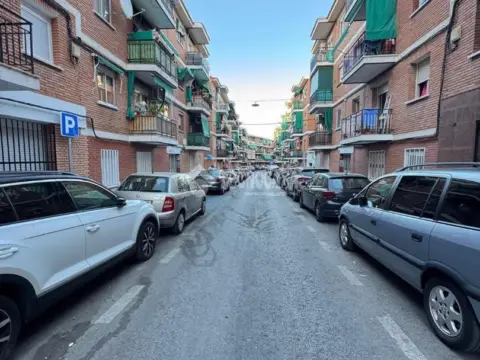 Pis – Arganda del Rey, Los Villares