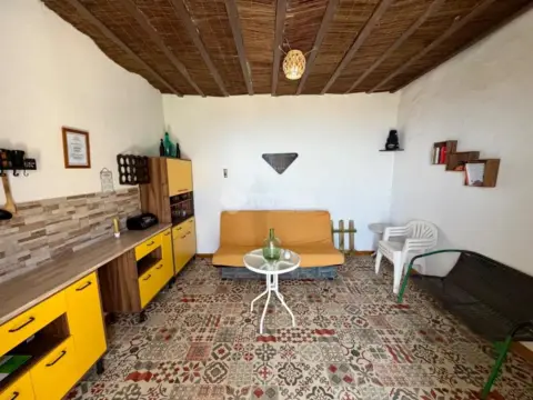 Casa rústica en Lomo de Mena