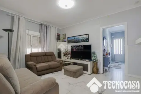Casa unifamiliar en Singuerlín-Les Oliveres-Can Franquesa-Guinardera