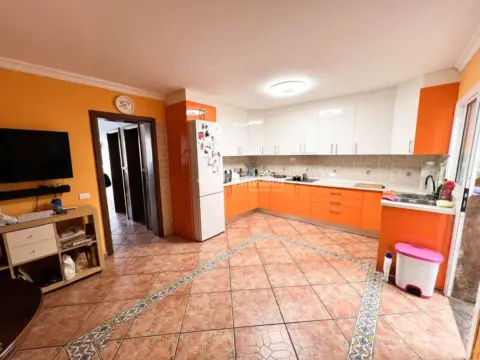 Casa unifamiliar en Vecindario-San Pedro Mártir-El Doctoral