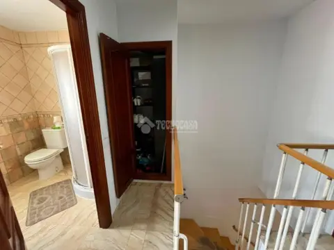 Casa pareada en Vista Azul-Consolación