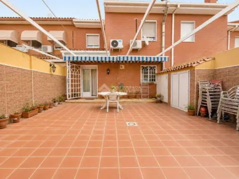 Casa adosada en San Martín de la Vega
