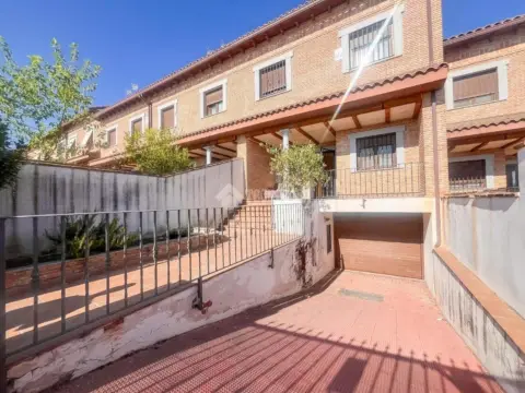 Casa pareada en Navalcarnero