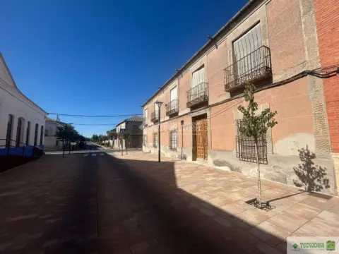 Casa pareada en Carrión de Calatrava