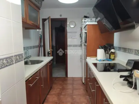 Piso en Campo de la Verdad-Miraflores-Sector Sur