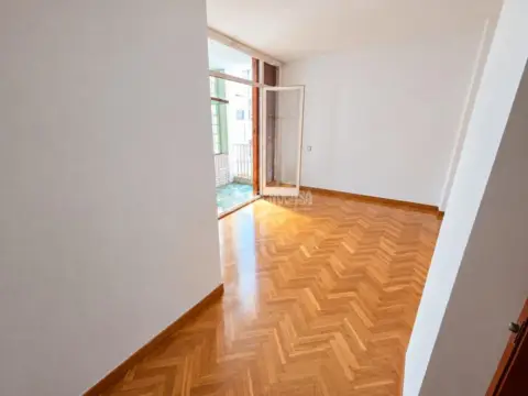 Piso en La Nova Esquerra de l'Eixample