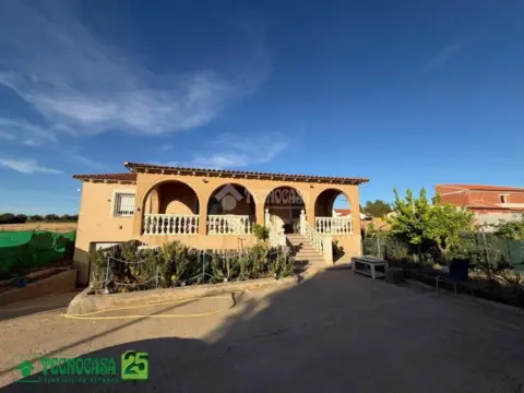 Casa unifamiliar en Poblete