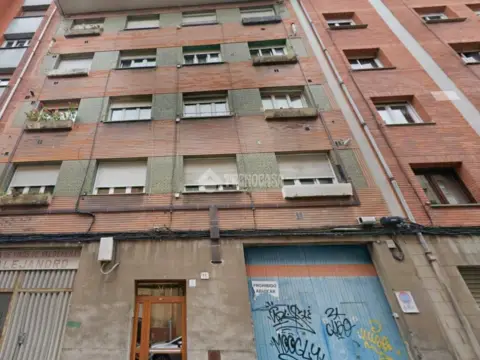 Piso en Ceares-Jesuitas