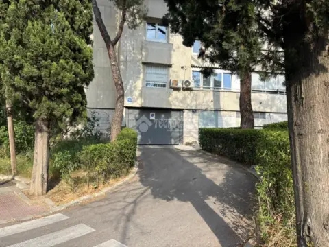 Garaje en calle de Arcaute