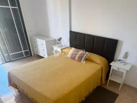 Piso en Playa Jardín