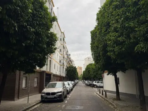 Piso en calle Ulia