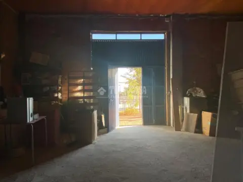 Local comercial en calle del Aradillo