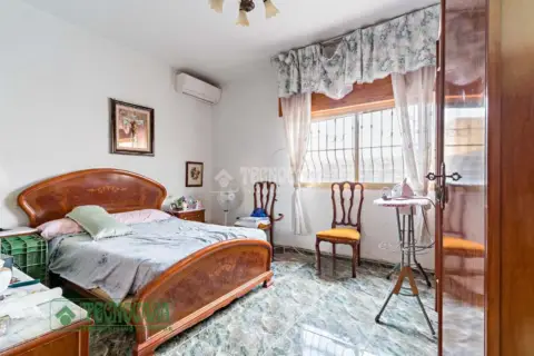 Casa adosada en La Mojonera