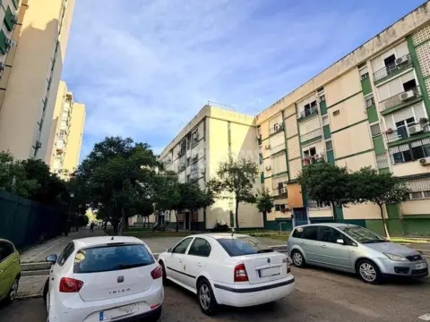 Piso en calle Antonio Guzmán