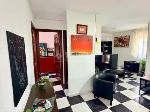 Piso en calle Antonio Guzmán