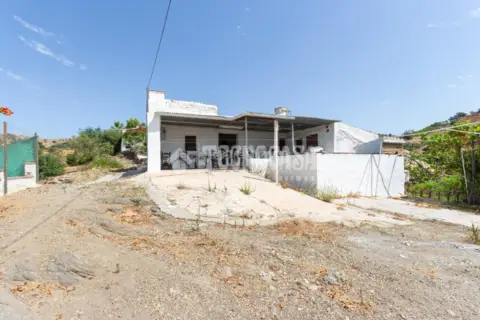 Casa rústica en Área de Triana-Cabrillas-Trapiche