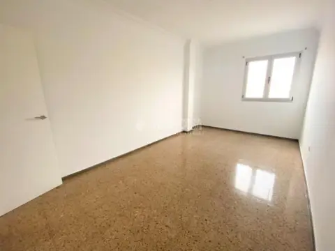 Piso en calle Magistral Alonso Vega