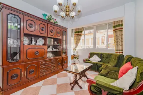 Piso en Figares-San Antón