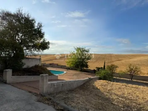 Casa unifamiliar en Albarreal de Tajo